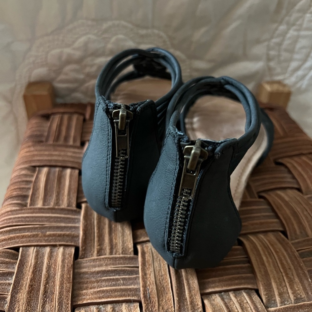 Bass Leather Sandals. NEW - Picture 4 of 7